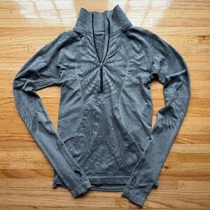 Lululemon swiftly tech half zip (sz6)